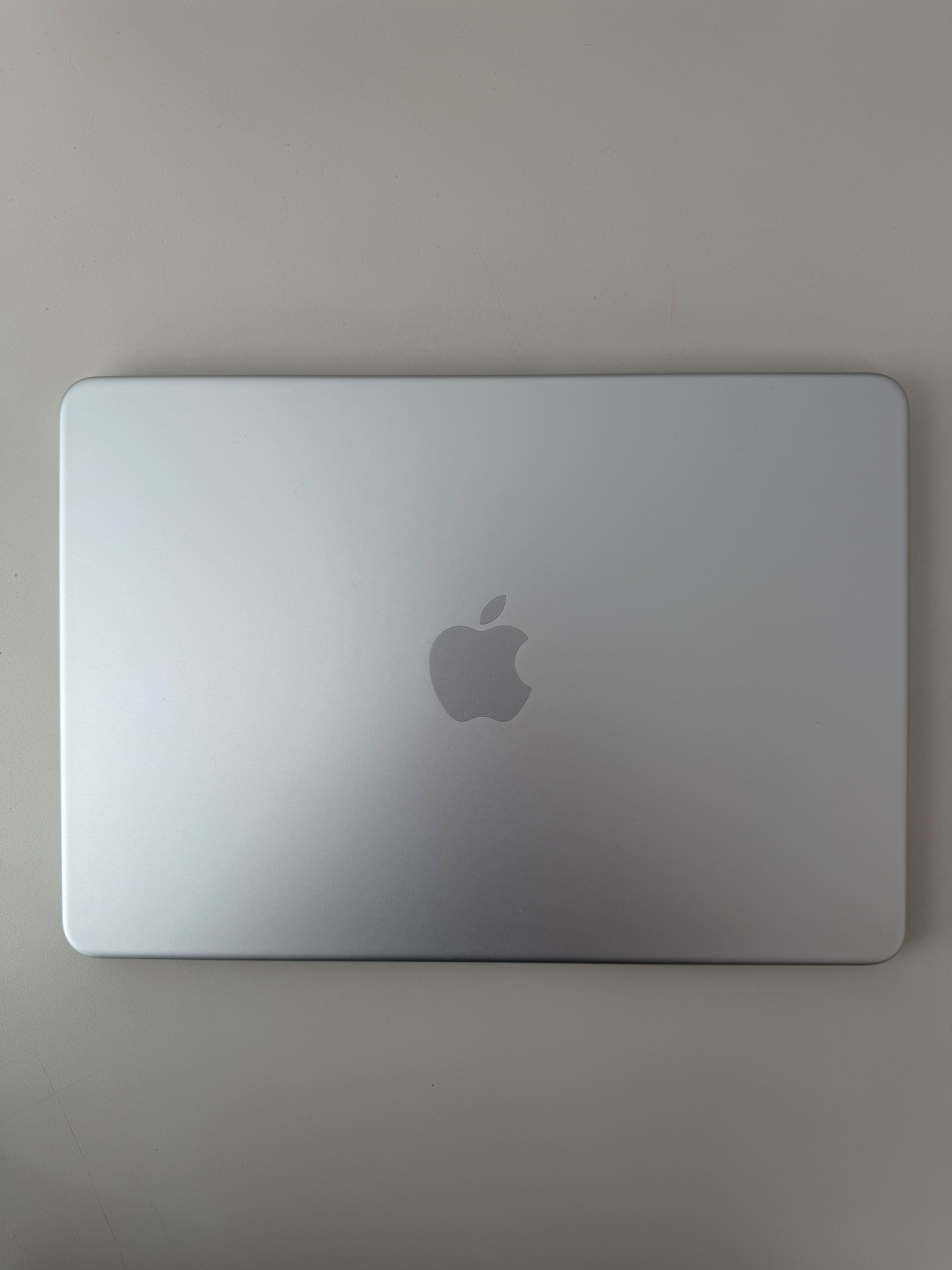 MacBook Neo 8GB 512GB Prateado - Seminovo MacBook Neo 8GB 512GB Prateado - Seminovo